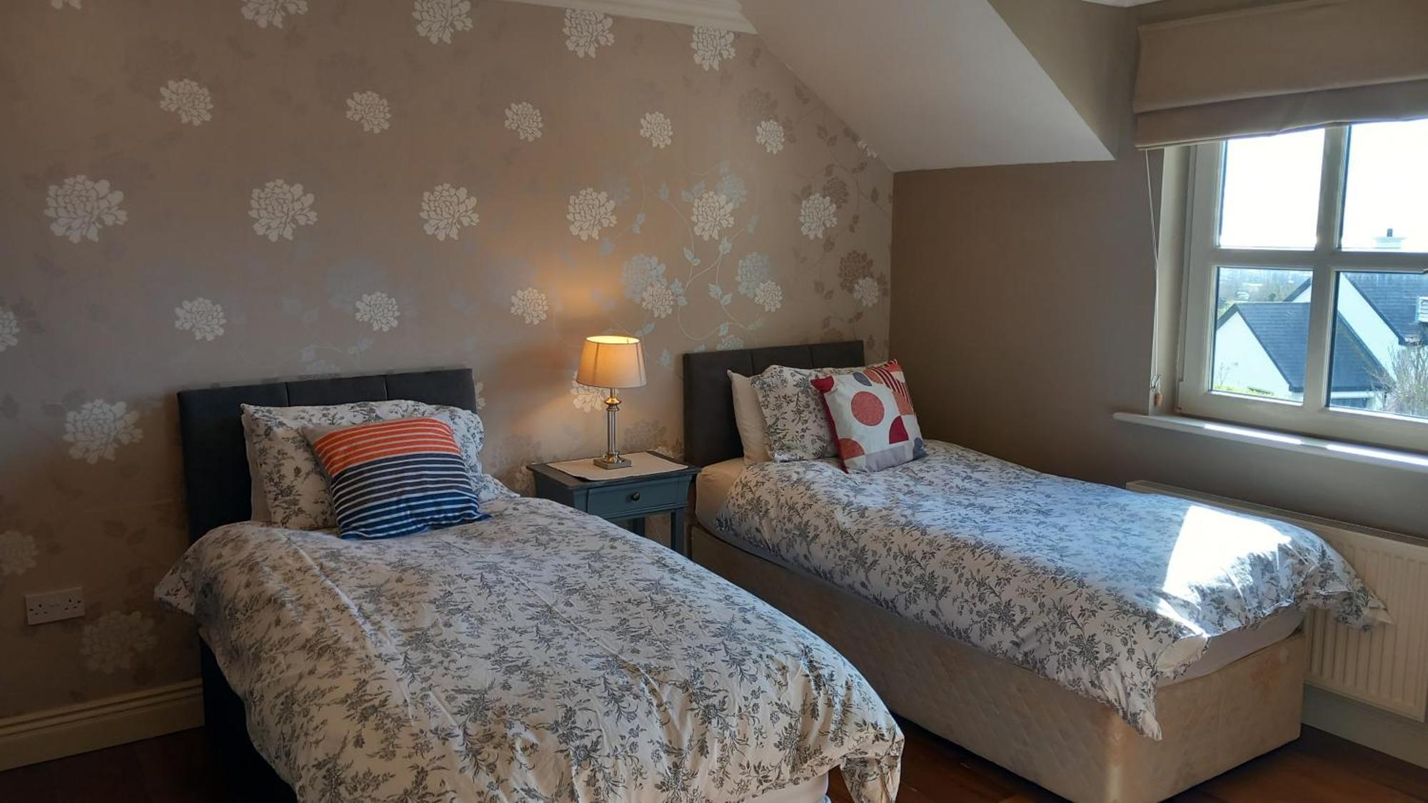Safe Haven - Luxury Family Accommodation Carlingford Exteriör bild