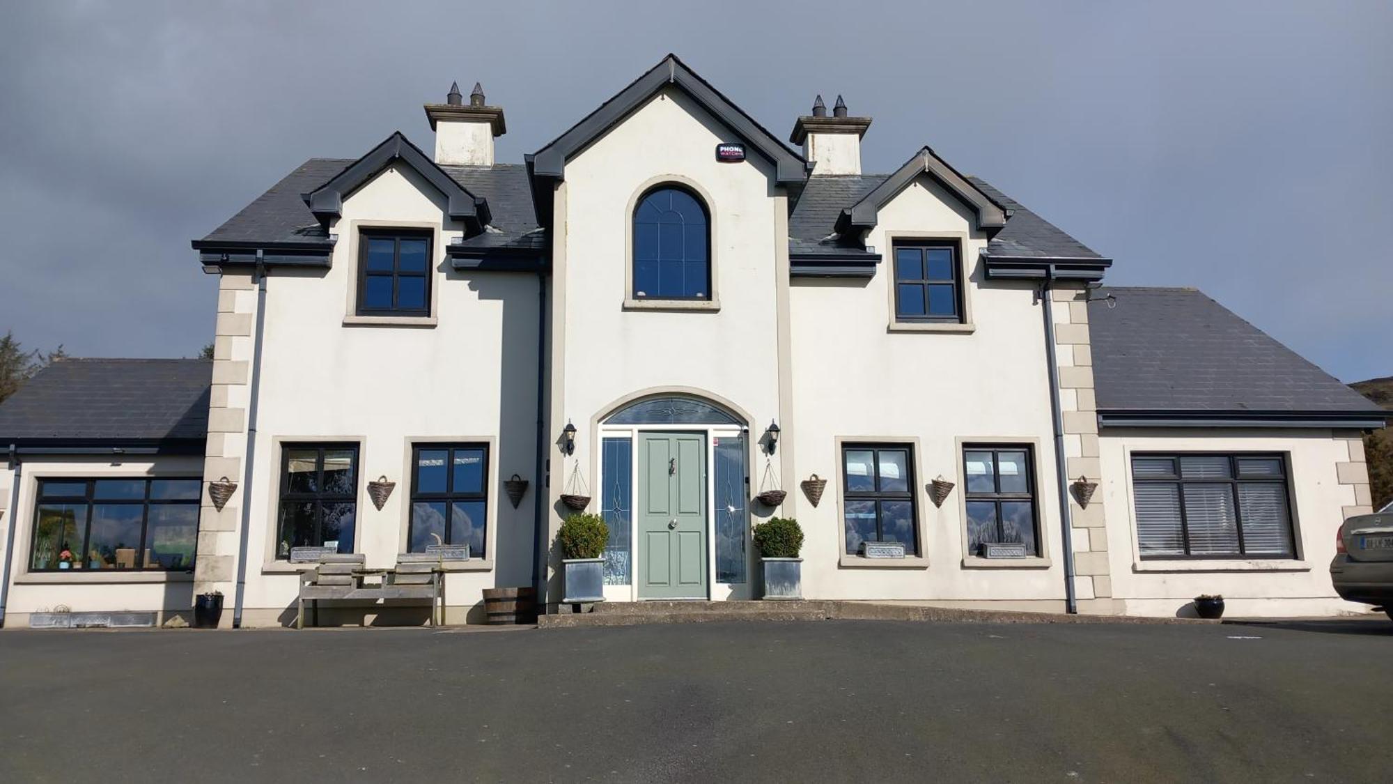 Safe Haven - Luxury Family Accommodation Carlingford Exteriör bild