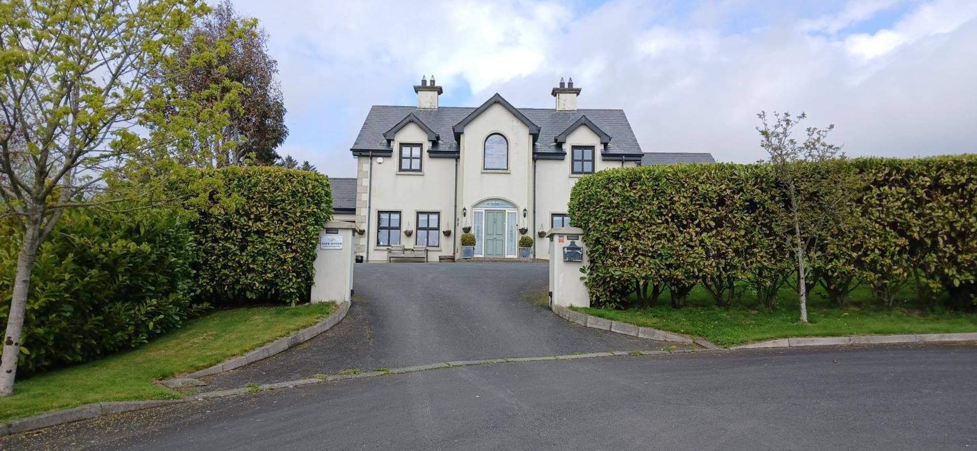 Safe Haven - Luxury Family Accommodation Carlingford Exteriör bild